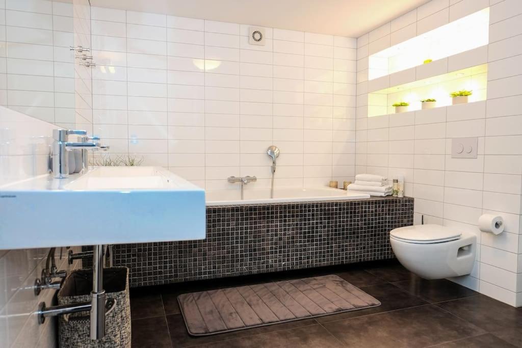 #Stayhere - Spacious Luxury Town Hall 3Bdr Apartment Вилнюс Екстериор снимка